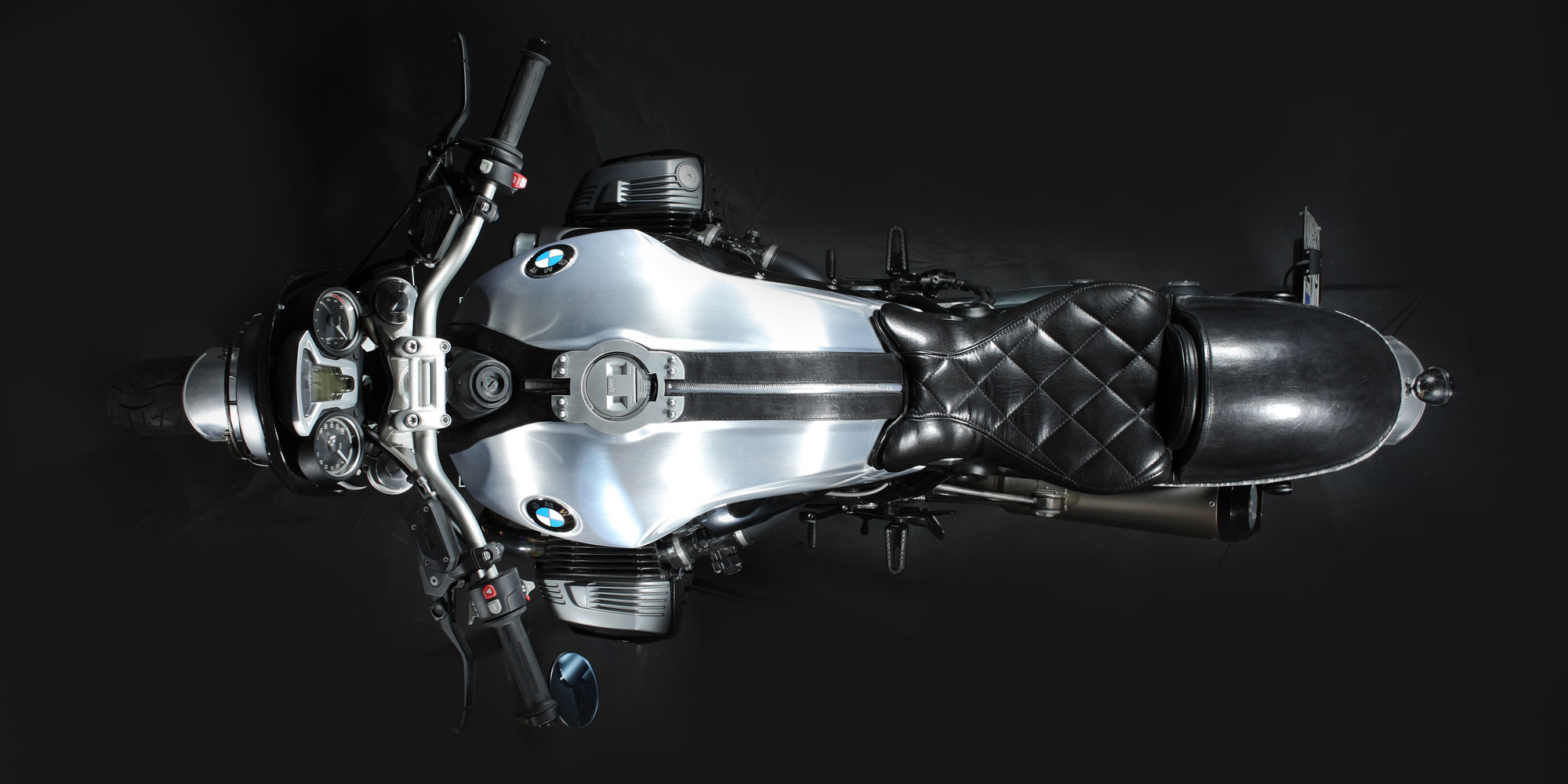 BMW R9T
