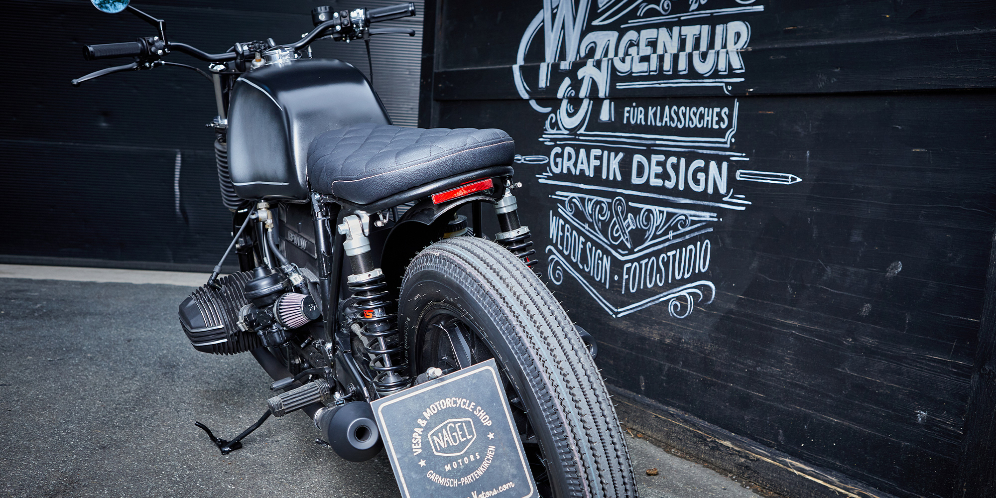BMW R-100