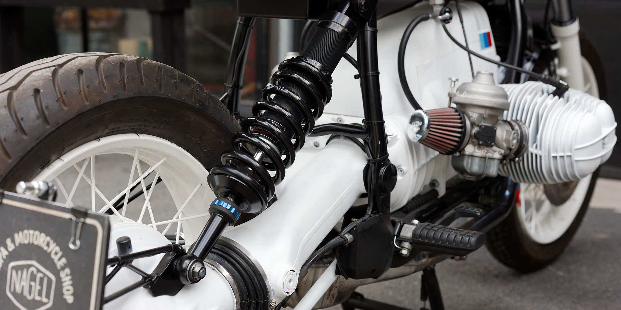 BMW R100