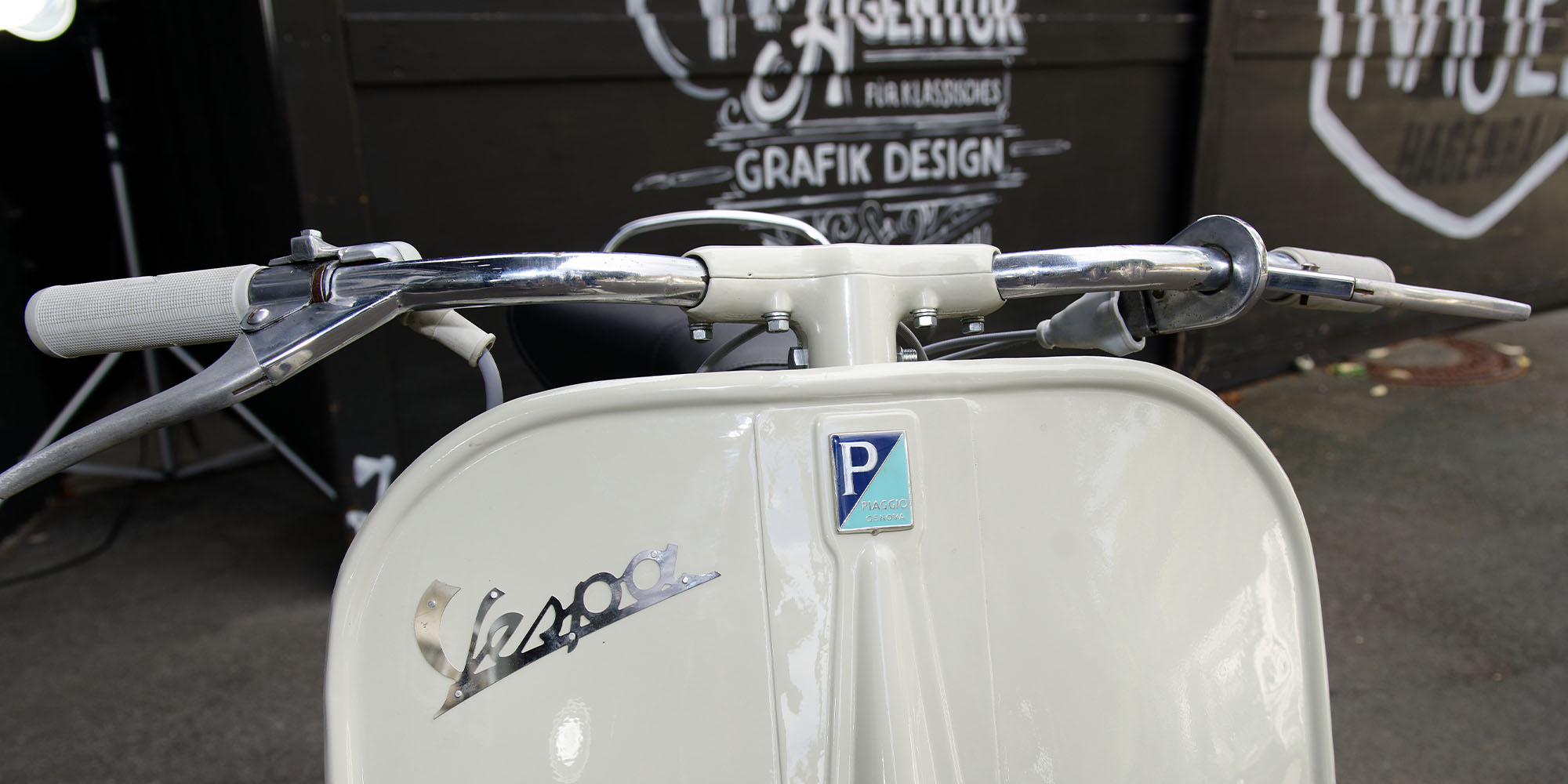 Vespa Faro Basso
