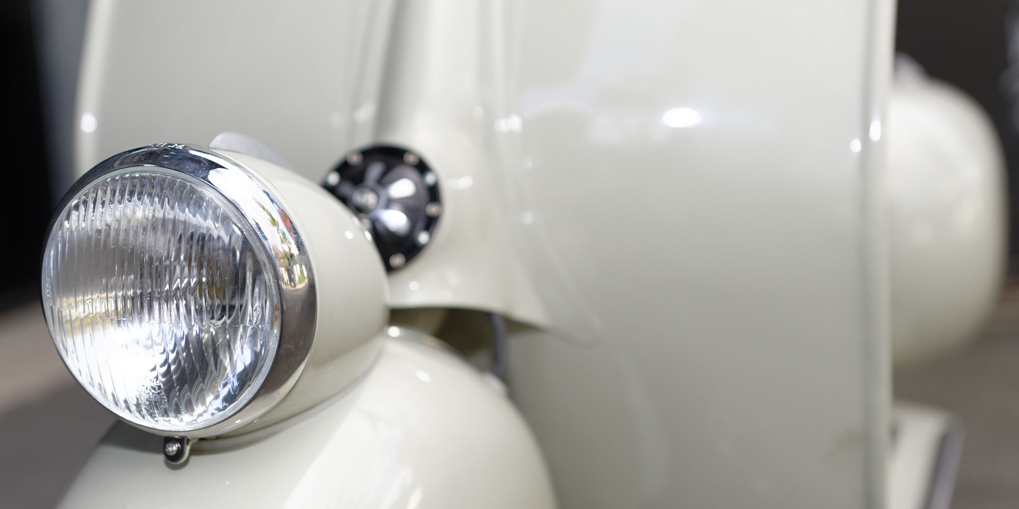 Vespa Faro Basso
