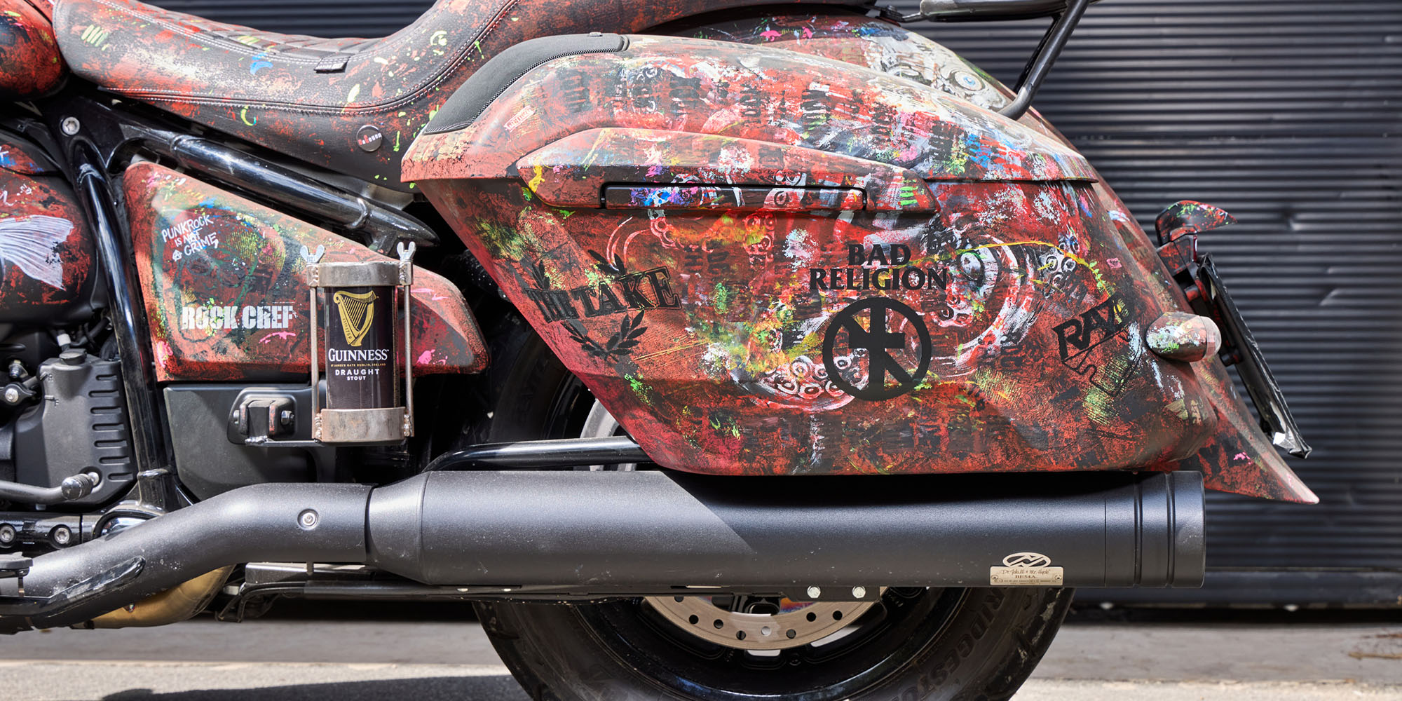 BMW R18 Bagger Stephan Marquard - Cooking is like Punk Rock
