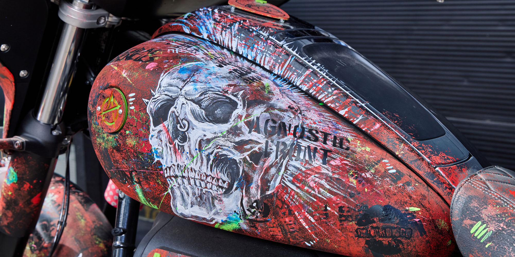 BMW R18 Bagger Stephan Marquard - Cooking is like Punk Rock